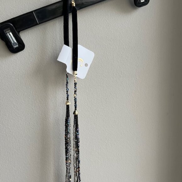 Charming Charlie fashion necklace. - Picture 3 of 3